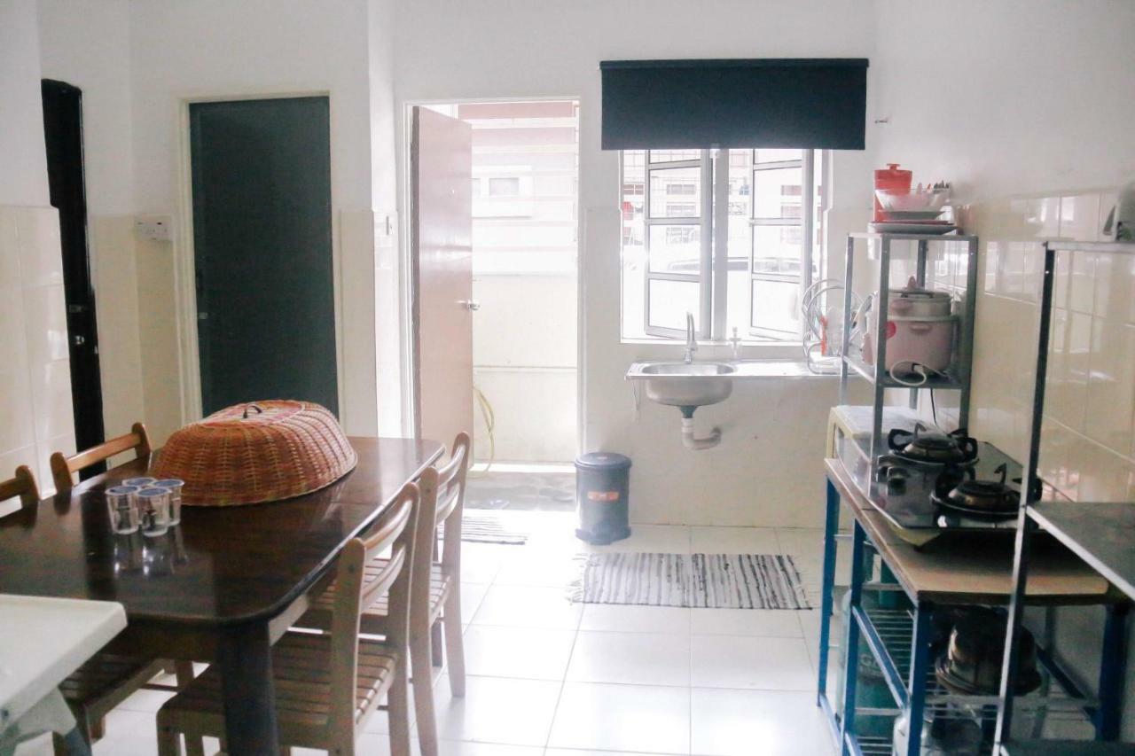 Thedaun Homestay Seri Iskandar, Perak Εξωτερικό φωτογραφία